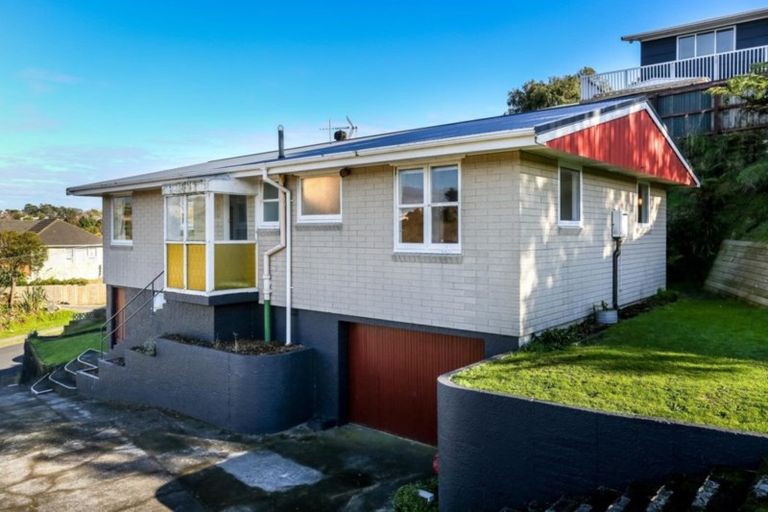 Photo of property in 11 Pembroke Street, Westown, New Plymouth, 4310