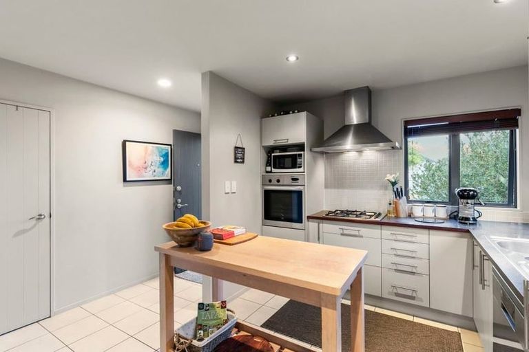 Photo of property in 11/48 Schnapper Rock Road, Schnapper Rock, Auckland, 0632