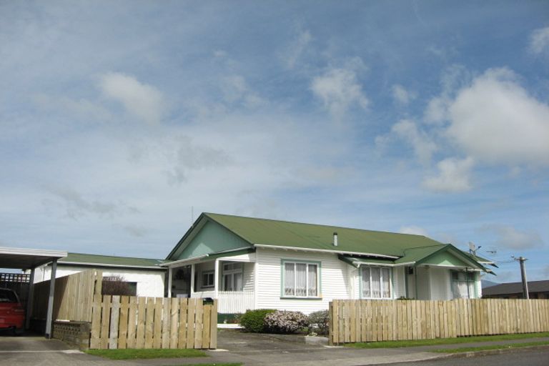 Photo of property in 23 Kelly Street, Inglewood, 4330