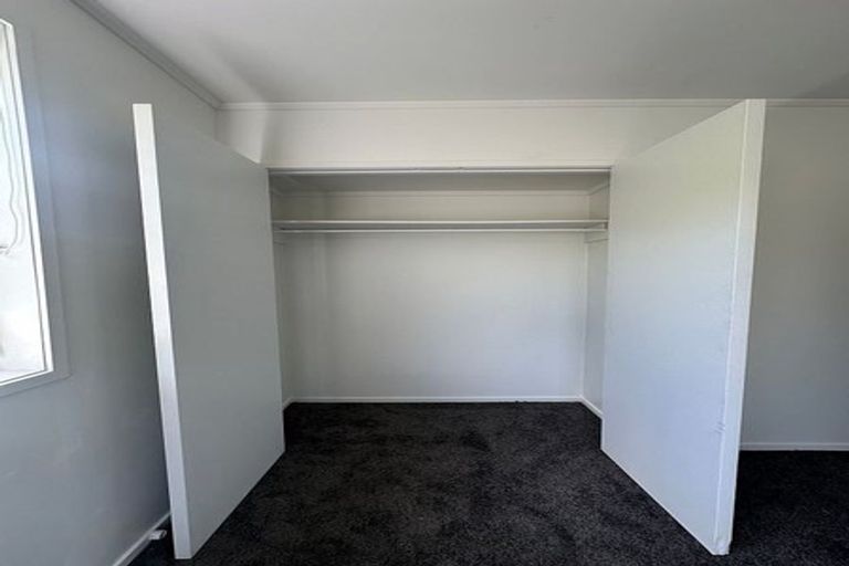 Photo of property in 32 Vandeleur Avenue, Birkdale, Auckland, 0626