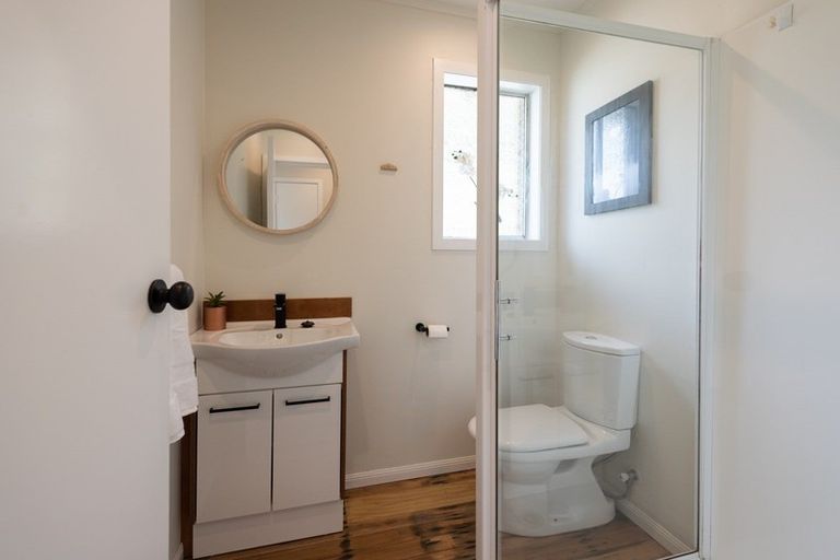 Photo of property in 77 Ironside Road, Johnsonville, Wellington, 6037