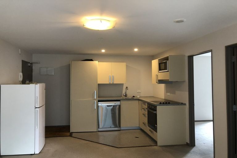 Photo of property in Dual Apartments, 301/142 Vivian Street, Te Aro, Wellington, 6011