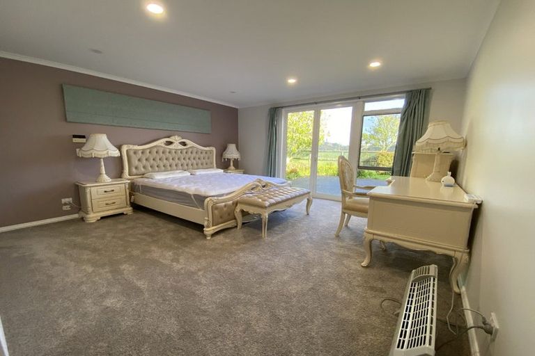 Photo of property in 34 English Oak Drive, Schnapper Rock, Auckland, 0632