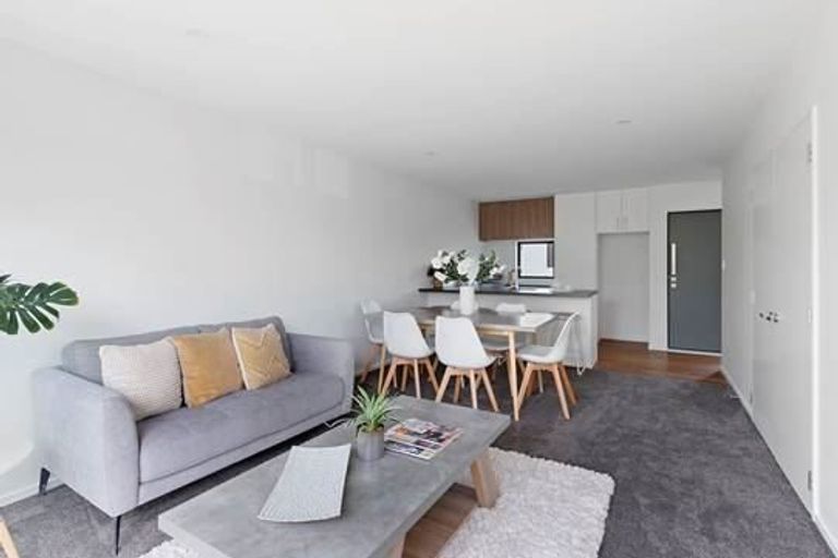 Photo of property in 17b Cross Street, Phillipstown, Christchurch, 8011