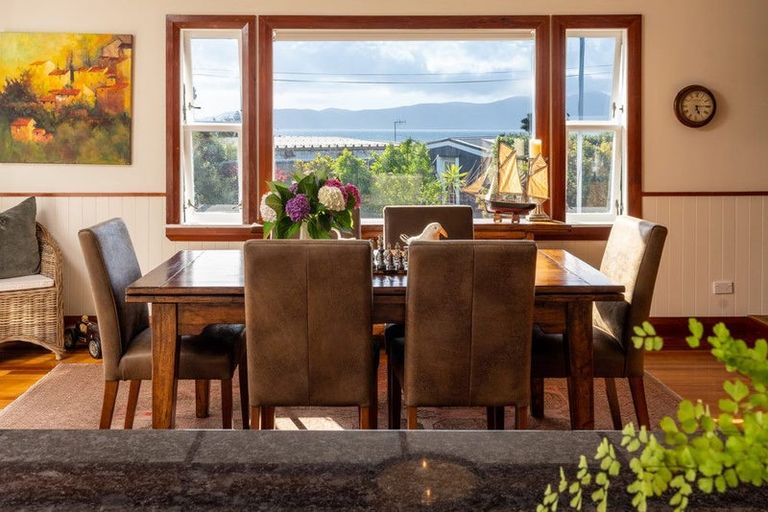 Photo of property in 33 Tainui Street, Raumati Beach, Paraparaumu, 5032