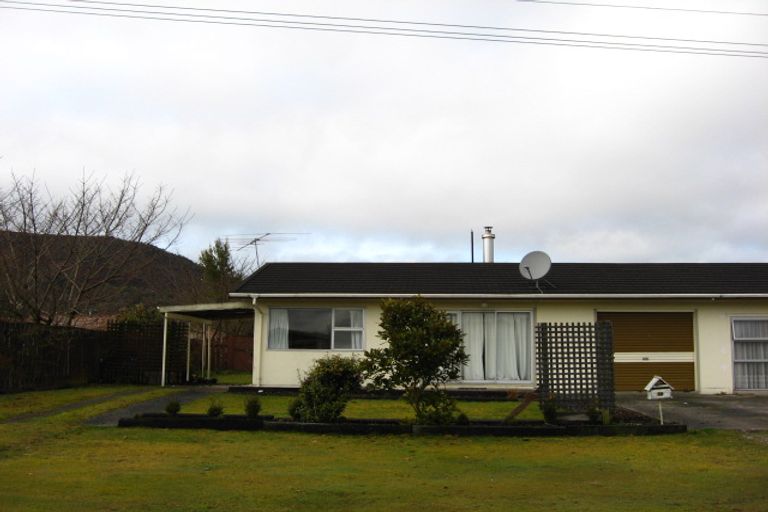 Photo of property in 3b Brennan Street, Reefton, 7830