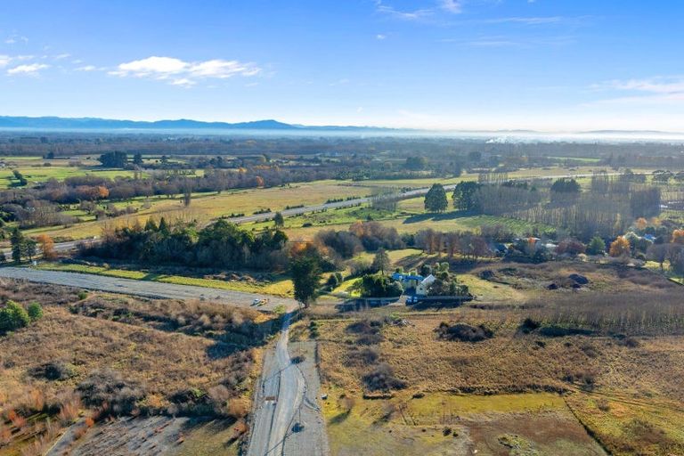 Photo of property in 104h Johns Road, Belfast, Christchurch, 8051