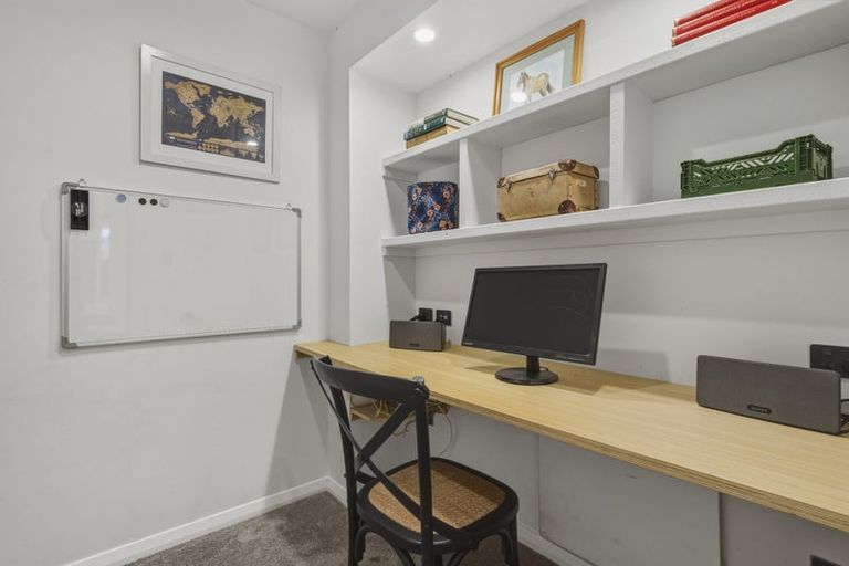 Photo of property in 24 Queen Street, Brighton, Dunedin, 9035