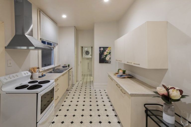 Photo of property in 79 Aro Street, Aro Valley, Wellington, 6021