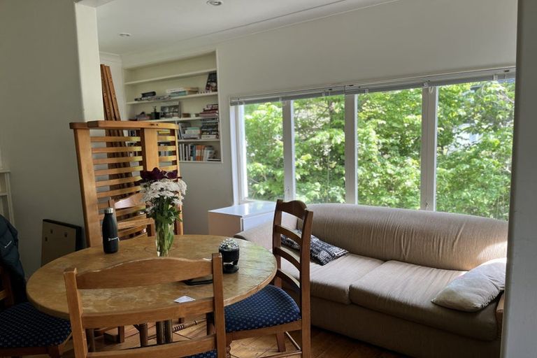 Photo of property in 2 Easdale Street, Kelburn, Wellington, 6012