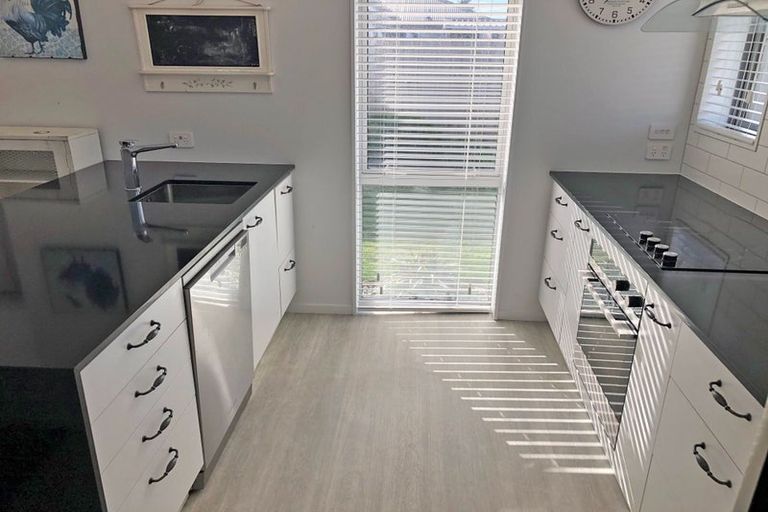 Photo of property in 6 Shrimpton Avenue, Woodend, 7610