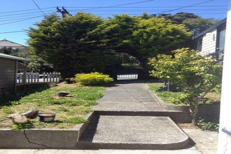 Photo of property in 40 Todman Street, Brooklyn, Wellington, 6021