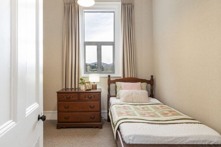 Photo of property in 18 Clermont Street, Ward, Seddon, 7285