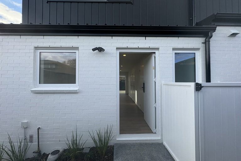 Photo of property in 3/5 Preston Avenue, Henderson, Auckland, 0610