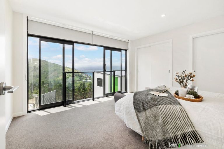 Photo of property in 15 Nanda Way, Khandallah, 6035