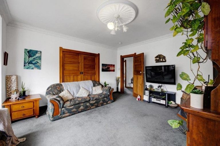 Photo of property in 51 Dives Avenue, Hawera, 4610