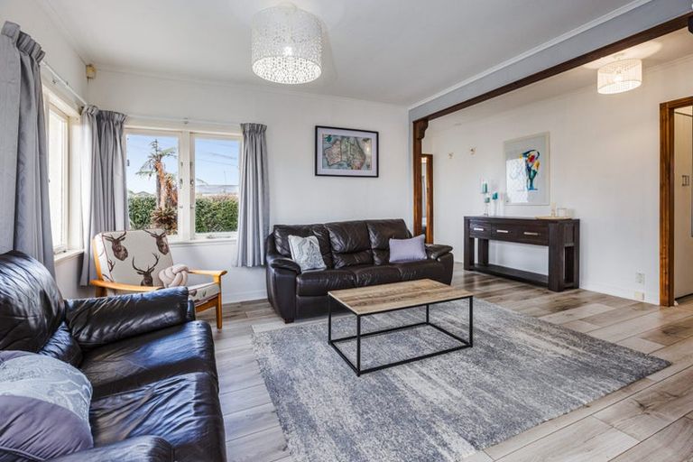 Photo of property in 1/5 Cameron Street, Papakura, 2110