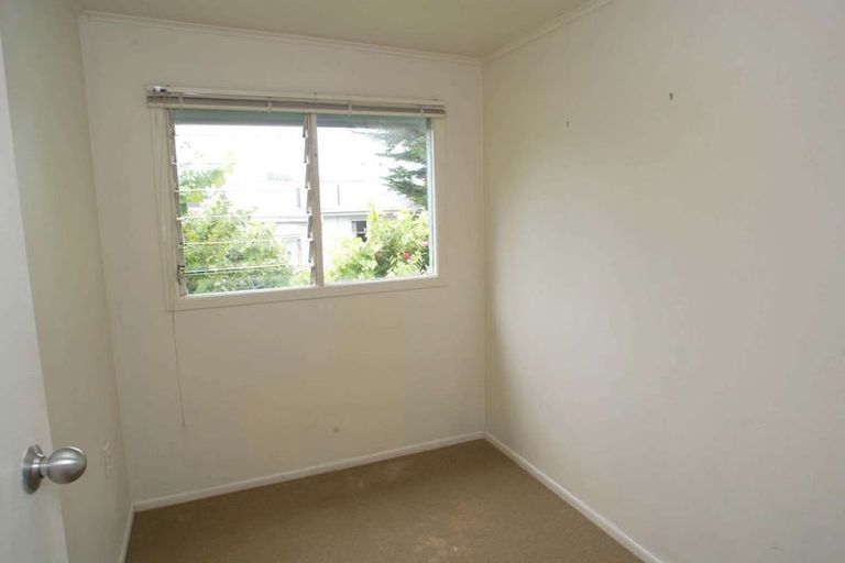 Photo of property in 2/58 Hastings Road, Mairangi Bay, Auckland, 0630