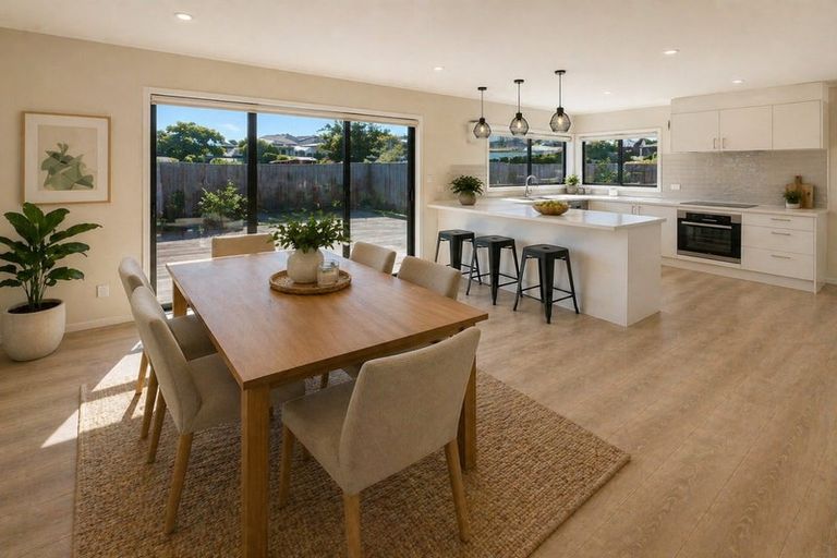 Photo of property in 35 Jandell Crescent, Bucklands Beach, Auckland, 2014