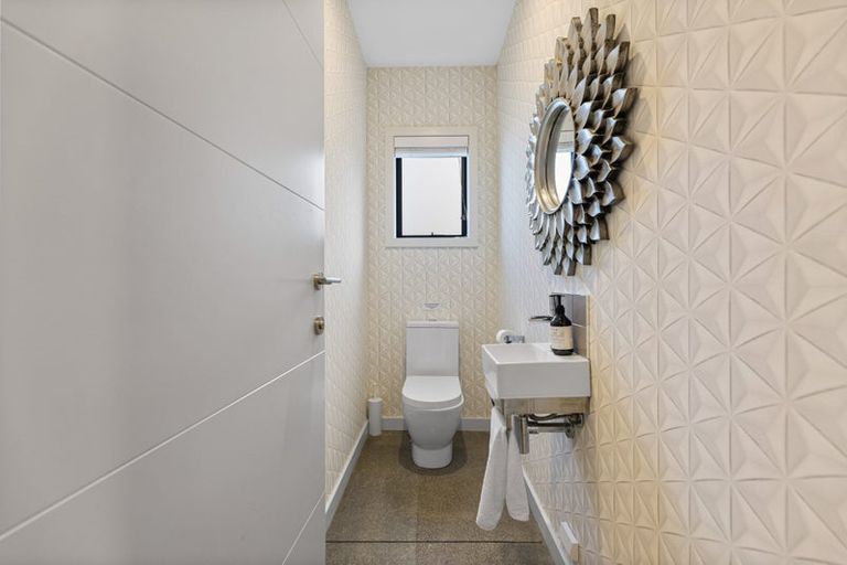 Photo of property in 67 Lomond Grove, Acacia Bay, Taupo, 3385