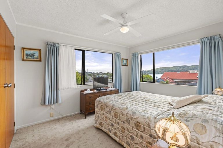 Photo of property in 51 Wallis Street, Raglan, 3225