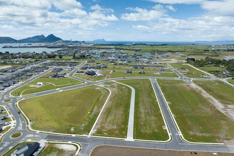 Photo of property in 59 Kitemaunga Avenue, One Tree Point, 0118