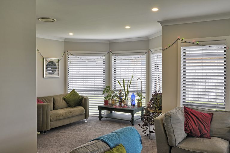 Photo of property in 19 Feist Street, Carterton, 5713