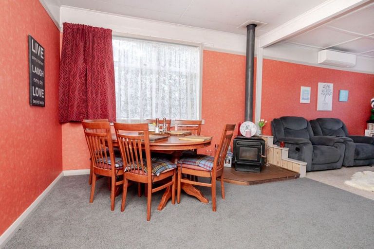 Photo of property in 20 Thyra Street, Dannevirke, 4930