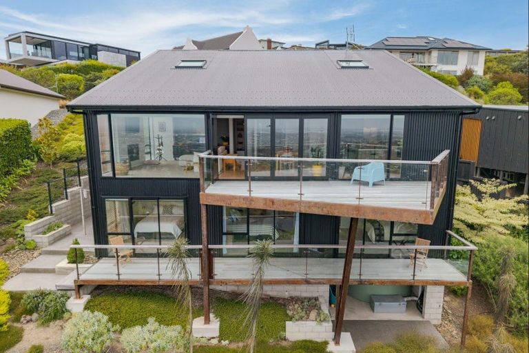 Photo of property in 12 Millway Place, Huntsbury, Christchurch, 8022