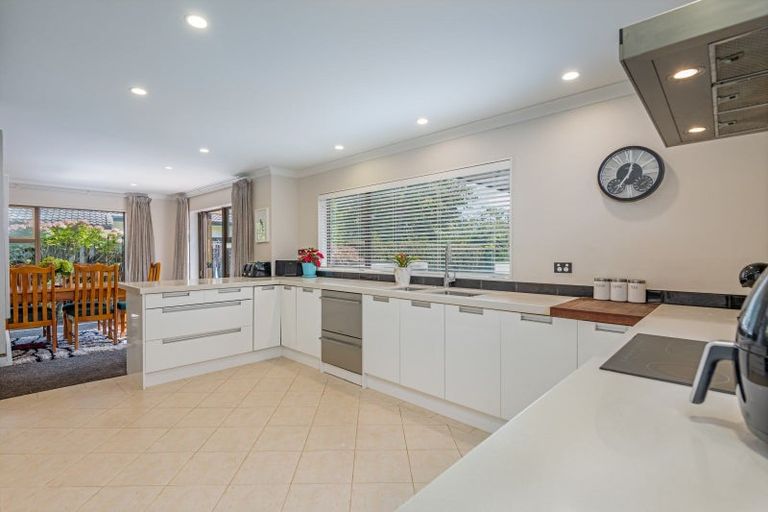 Photo of property in 99 Waterloo Crescent, Hokowhitu, Palmerston North, 4410