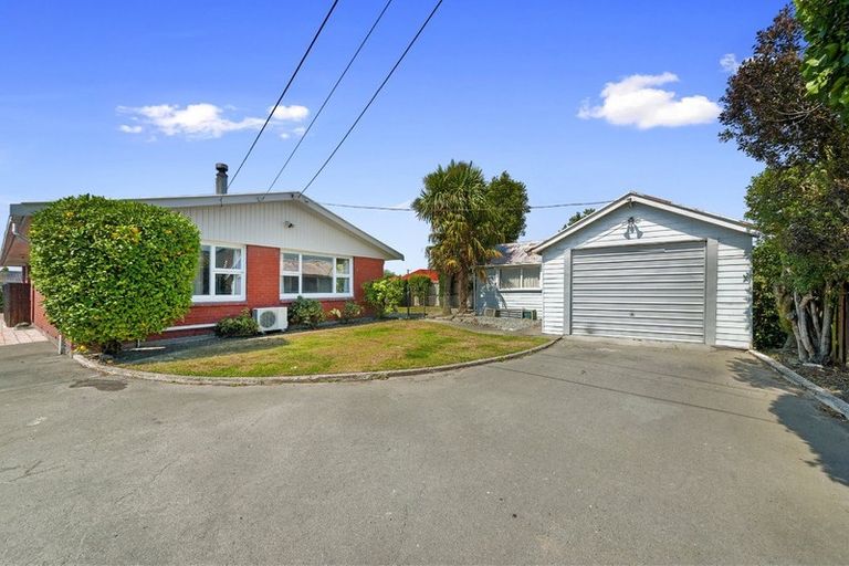 Photo of property in 6 Oakhampton Street, Hornby, Christchurch, 8042