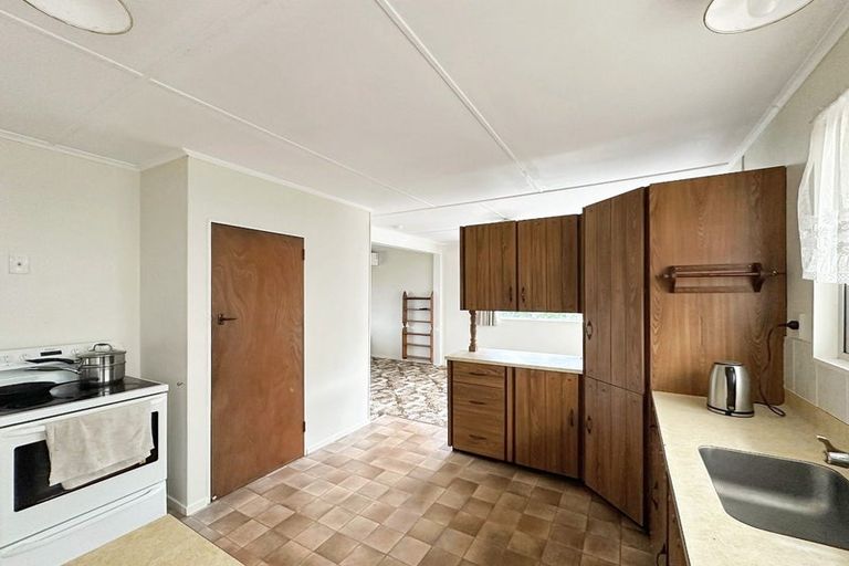 Photo of property in 5 Fookes Street, Waverley, 4510