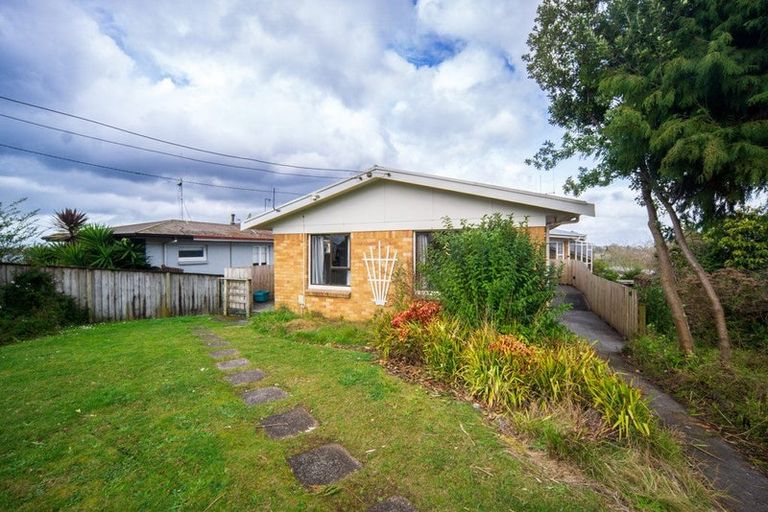 Photo of property in 7 Baverstock Road, Nawton, Hamilton, 3200