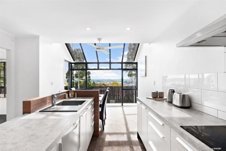 Photo of property in 3a Routly Avenue, Pukekohe, 2120