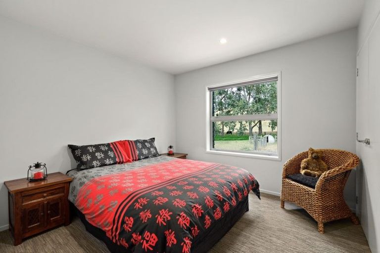 Photo of property in 232 Rimmer Road, Helensville, 0875