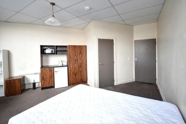 Photo of property in 5d Anzac Avenue, Dunedin Central, Dunedin, 9016