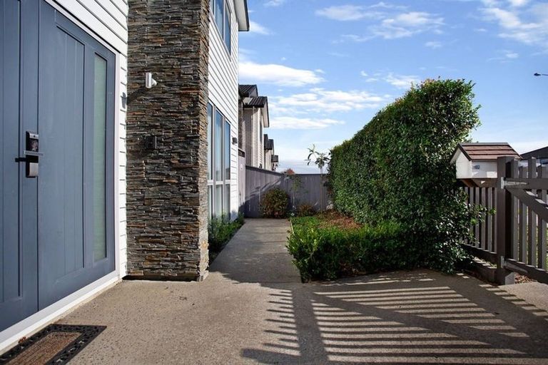 Photo of property in 407 Ormiston Road, Flat Bush, Auckland, 2019