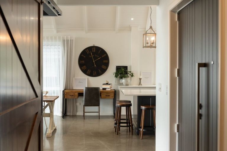 Photo of property in 170 Lakes Boulevard, Pyes Pa, Tauranga, 3112