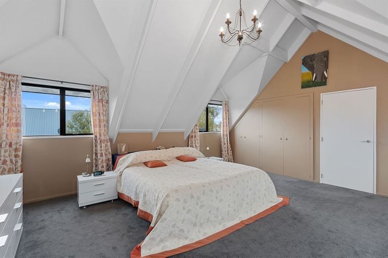 Photo of property in 16 Waitikiri Drive, Parklands, Christchurch, 8083