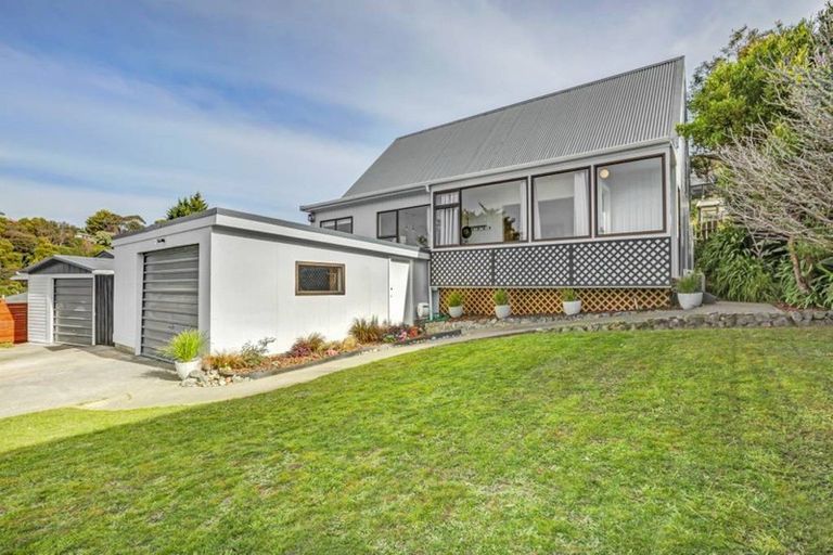 Photo of property in 32 Thimble Lane, Whitby, Porirua, 5024
