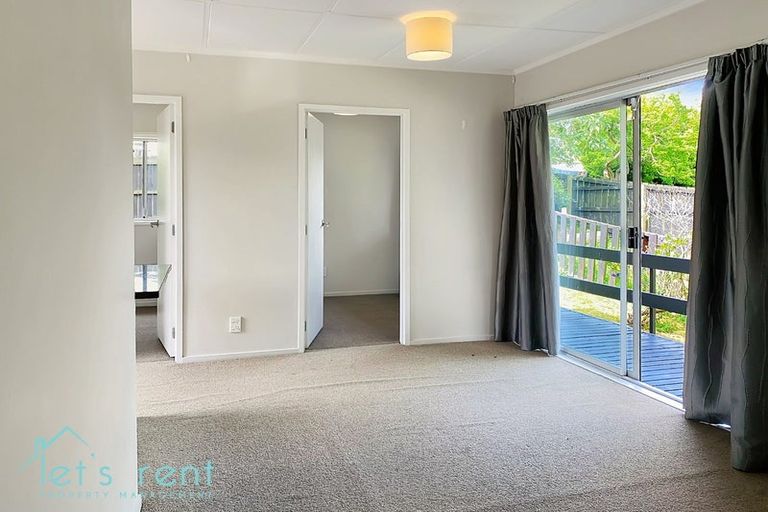 Photo of property in 20 Hobart Crescent, Wattle Downs, Auckland, 2103