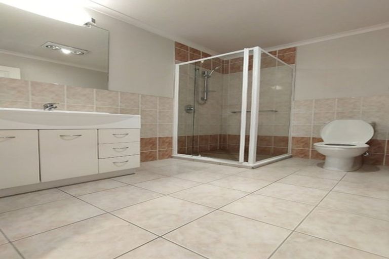 Photo of property in 65 Kelvin Hart Drive, East Tamaki, Auckland, 2013