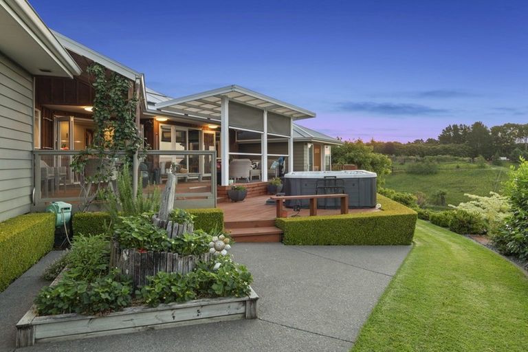 Photo of property in 29 Roger Guy Place, Welcome Bay, Tauranga, 3175