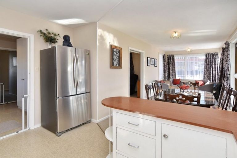 Photo of property in 32 Reynolds Avenue, Bishopdale, Christchurch, 8053