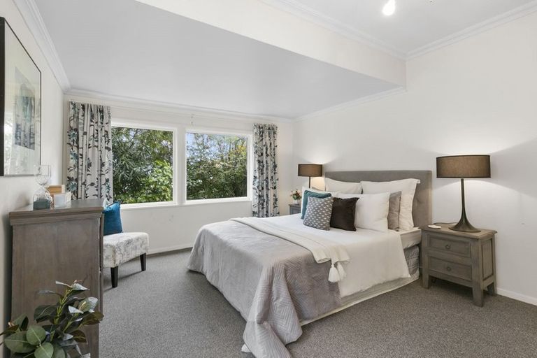 Photo of property in 49 Rona Street, Eastbourne, Lower Hutt, 5013