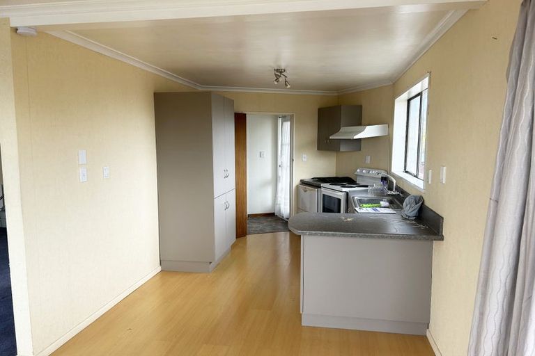 Photo of property in 15 Blackwater Street, Bluff, 9814