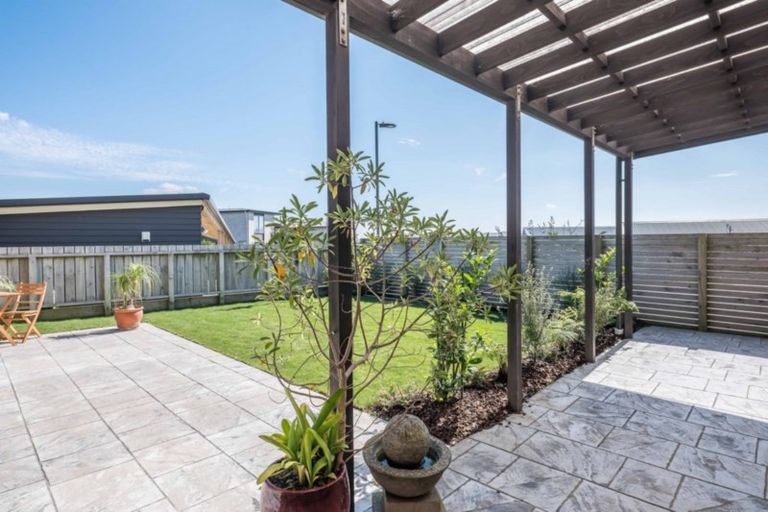 Photo of property in 8 Tea Tree Lane, Woodridge, Wellington, 6037