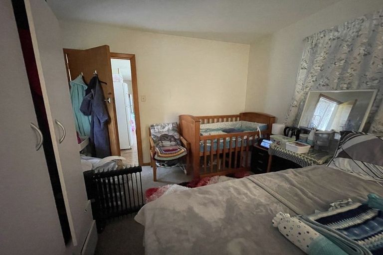 Photo of property in 12 Solway Avenue, Ilam, Christchurch, 8041