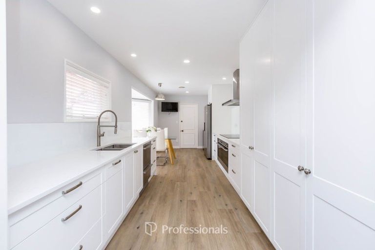 Photo of property in 20 Barton Road, Heretaunga, Upper Hutt, 5018