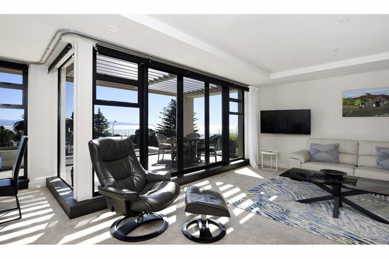 Photo of property in 6/9 Bisley Avenue, Moana, Nelson, 7011